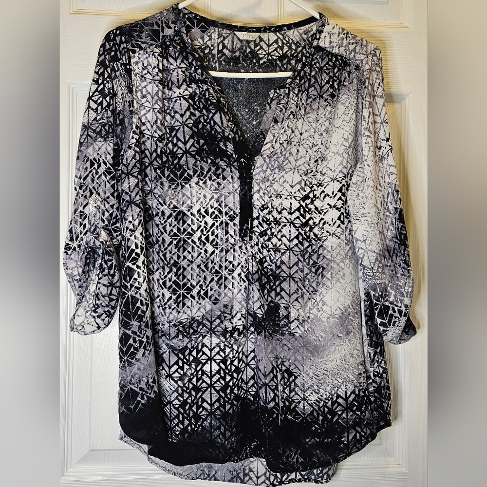 Casual Studio Geometrical Blouse